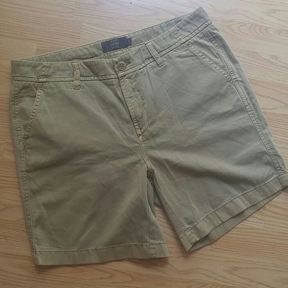 NWOT J. Crew Khaki 7in Chino Shorts